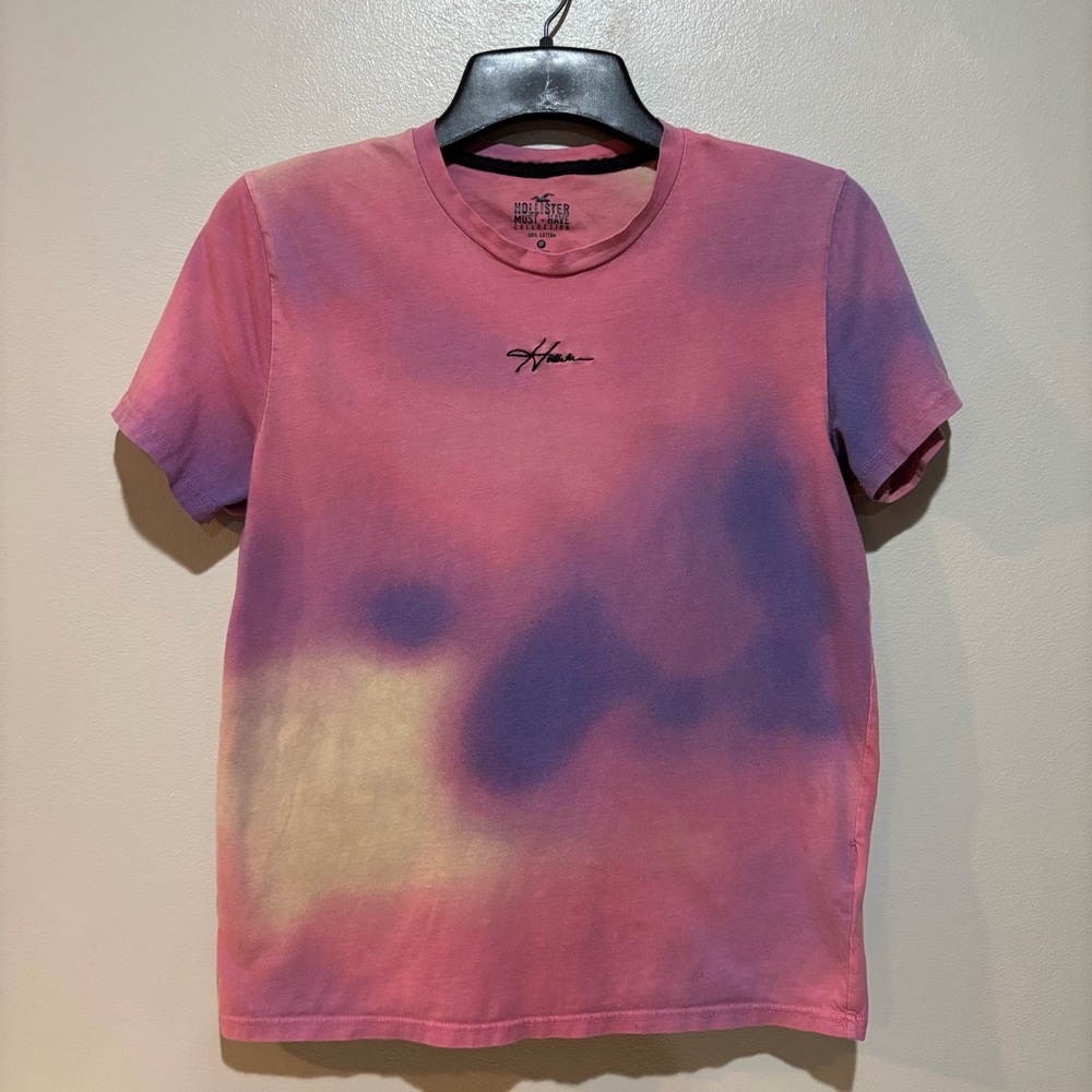 Hollister Pink Tye Dye (Kinda) Multi Colored Ink Stain Tee-Shirt Size M